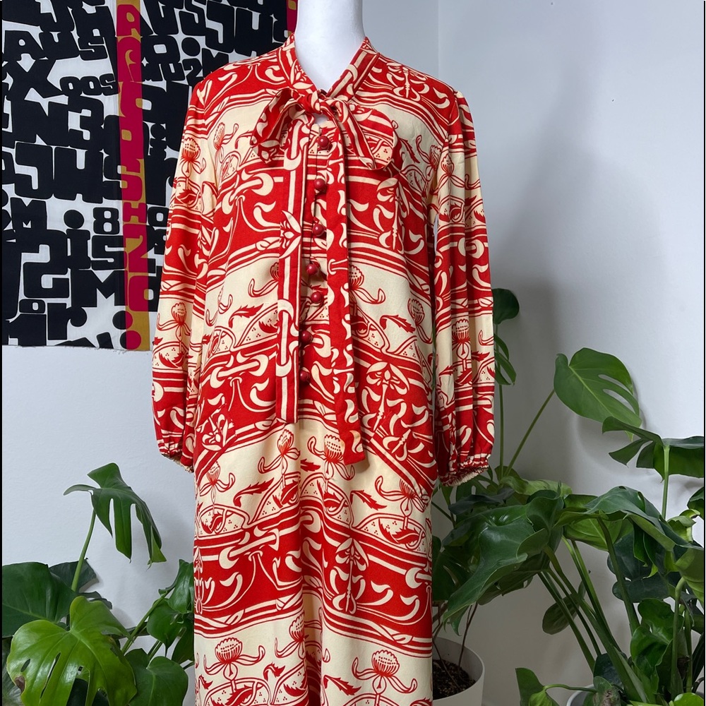 Late 70’s Rayon Bow Dress - Small